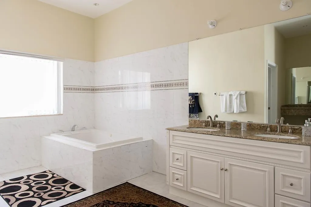 The Royal Kensington Villa 4 Montego Bay